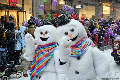 Happy snowmen