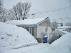 some places in canada get snow up to the roof line